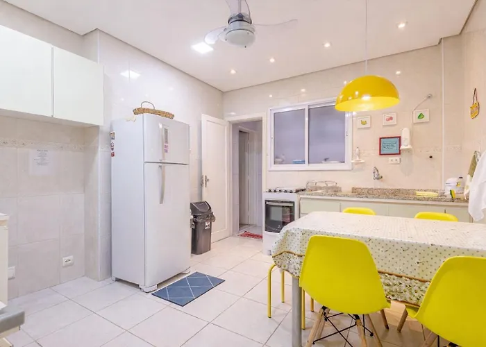 Apê Descolado no Guarujá - Enseada Apartamento